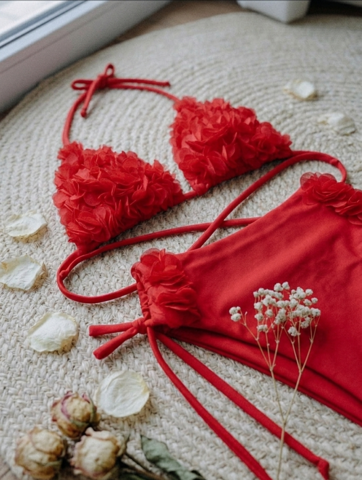 Kadın yüksek bel çiçekli bikini takım
