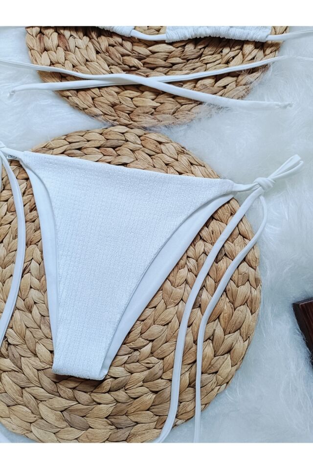 Kadın bikini takımı dolgusuz