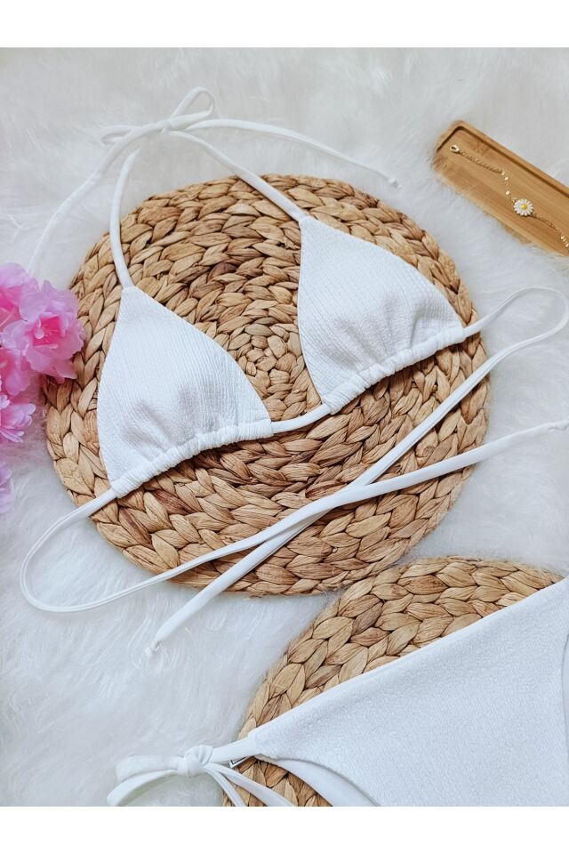 Kadın bikini takımı dolgusuz