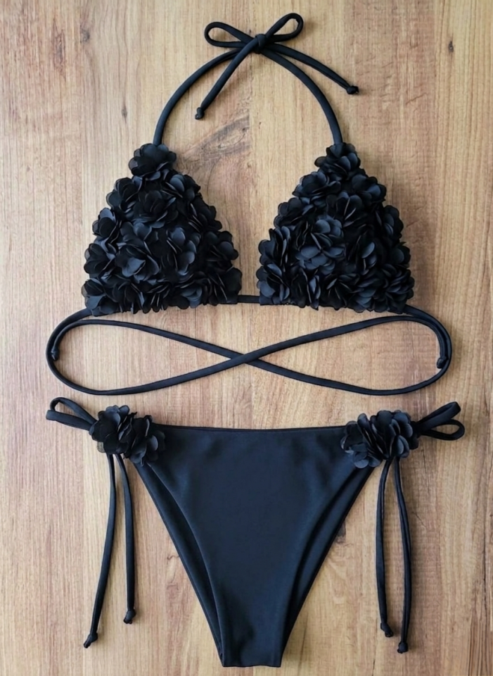 Kadın çiçekli bikini takımı (DOLGUSUZ)