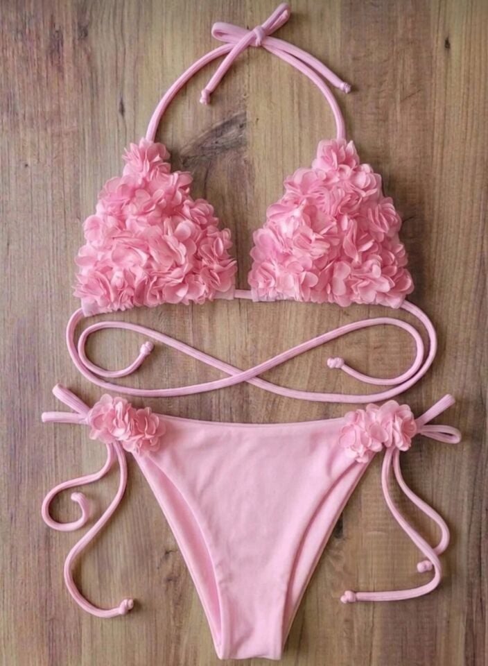 Kadın çiçekli bikini takım (dolgusuz)