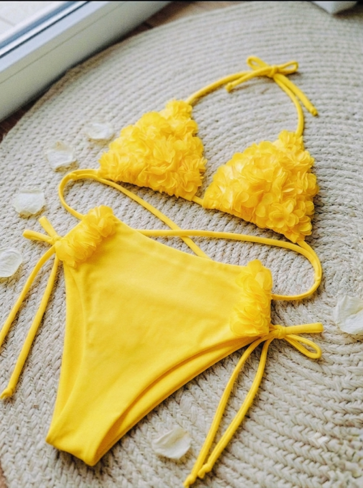 Kadın yüksek bel çiçekli bikini takım
